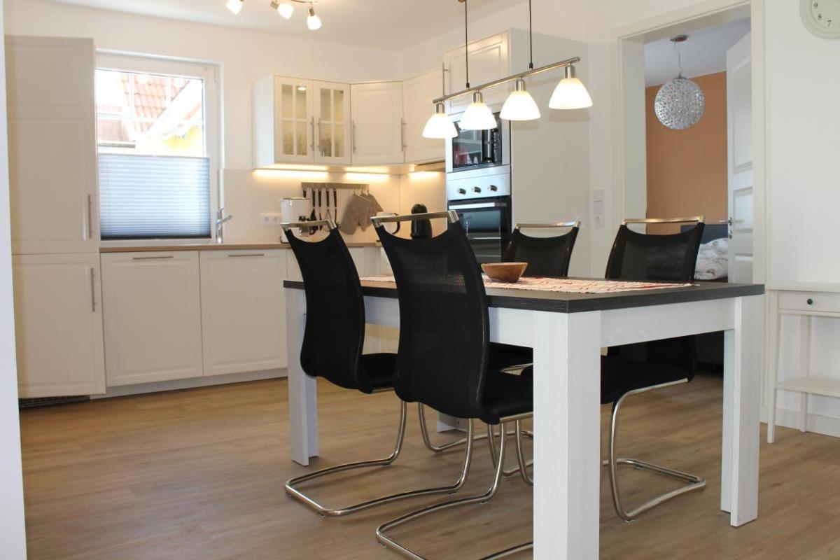 בורן Ferienwohnung De Windroos מראה חיצוני תמונה